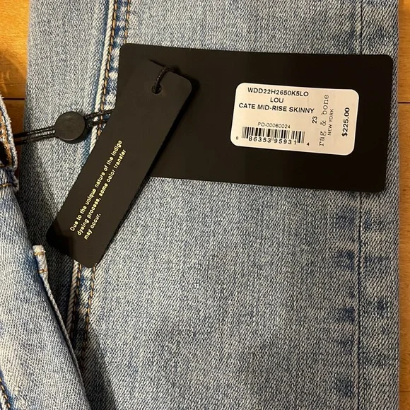 New with tags rag and bone mid rise skinny jeans. - Picture 5 of 5